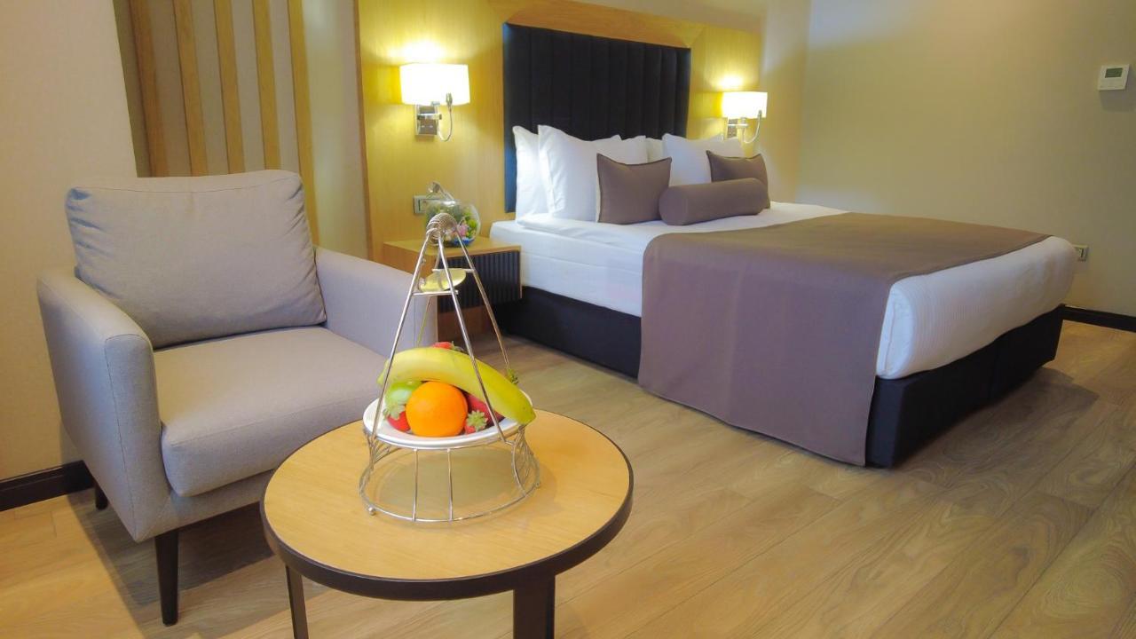 Serenity Comfort Hotel Istanboel Buitenkant foto